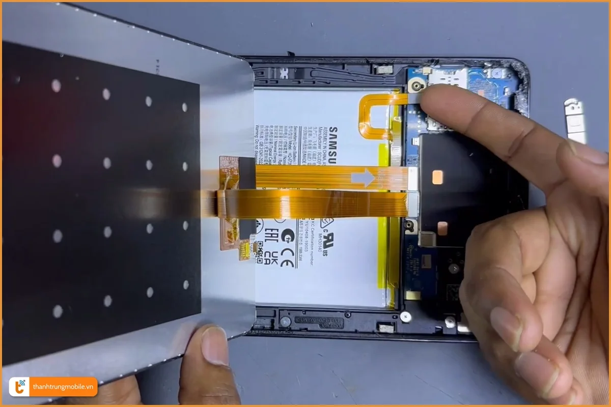 Thay pin Samsung Tab A9 2023