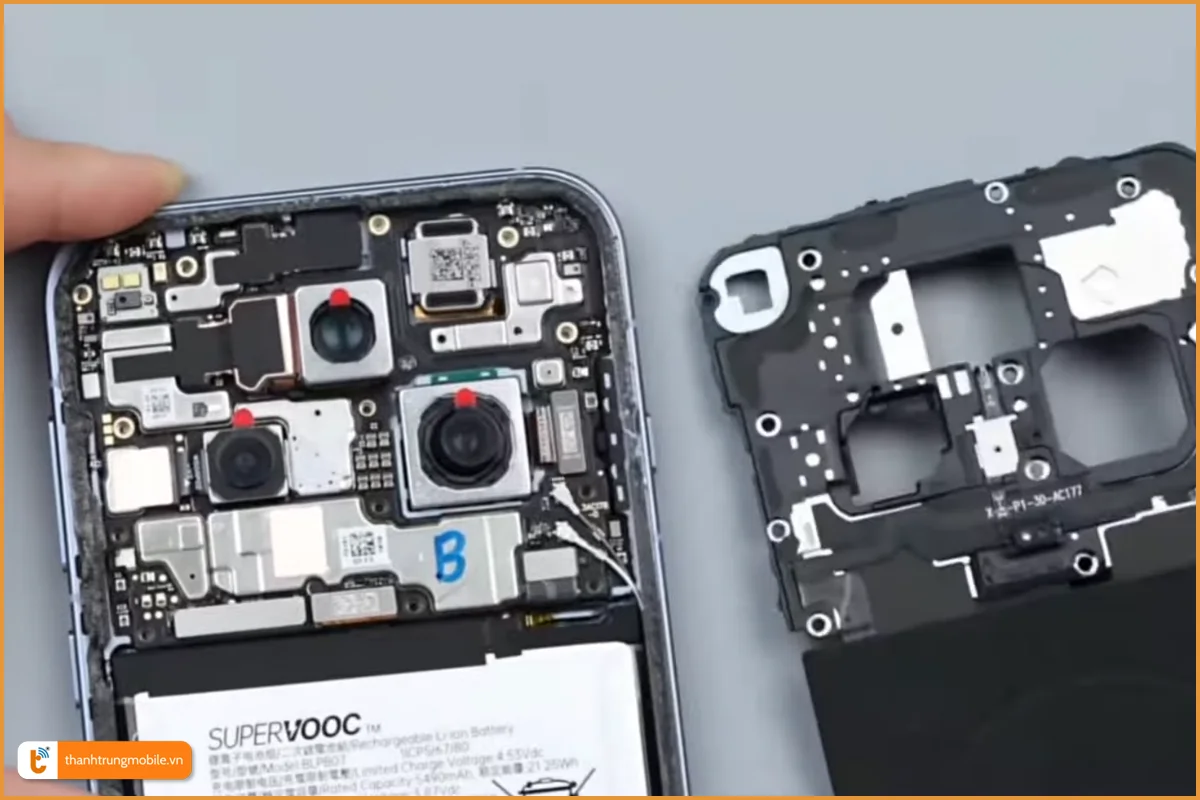 Quy trình thay vỏ Oppo Find X8 chuyên nghiệp