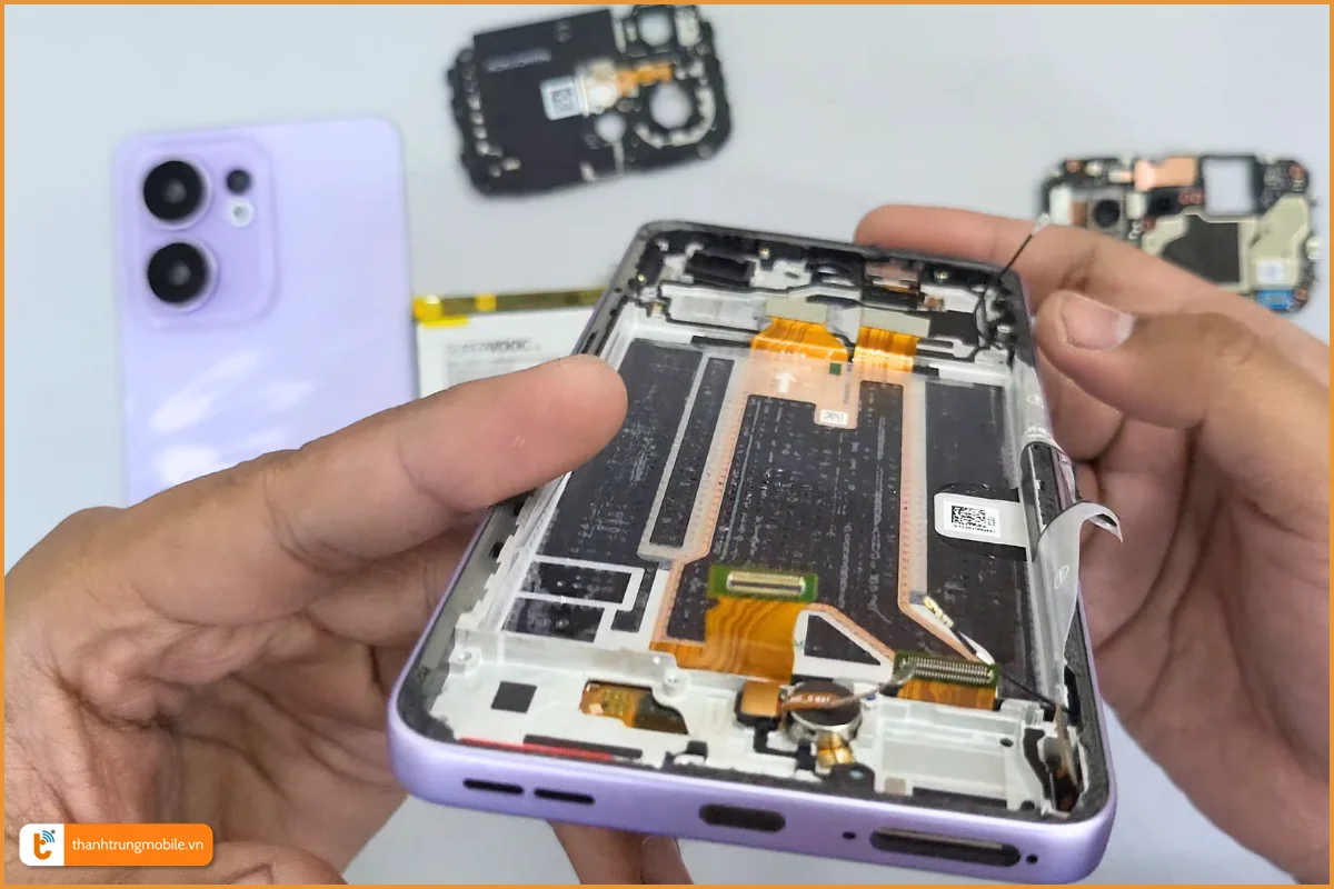 Quy trình thay vỏ OPPO Reno13 F chuyên nghiệp