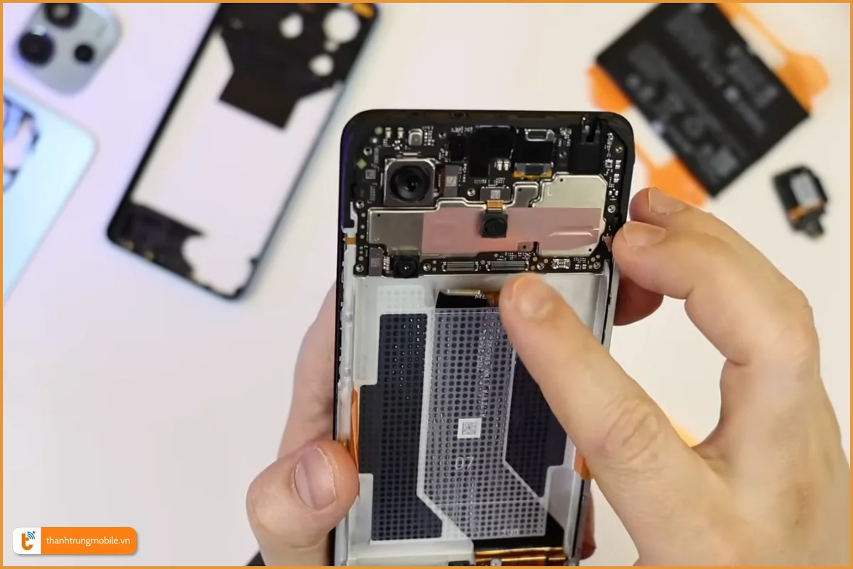 Quy trình thay vỏ Redmi Note 14 5G chuyên nghiệp