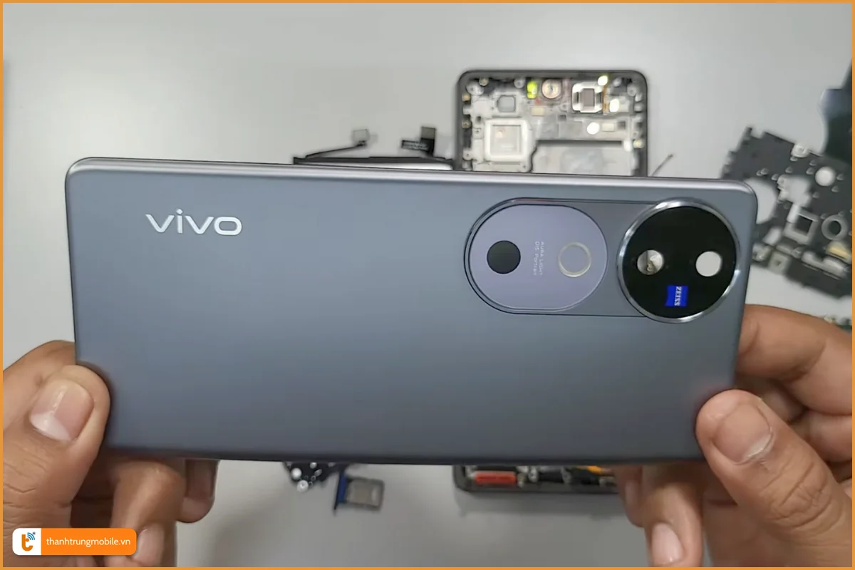 Quy trình thay vỏ Vivo V40 Pro