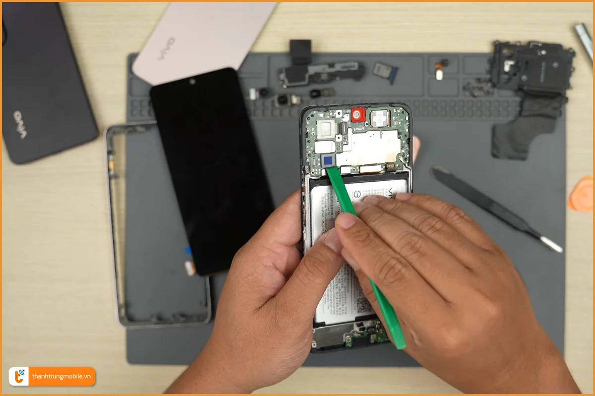 Quy trình thay vỏ Vivo V50 Lite 5G