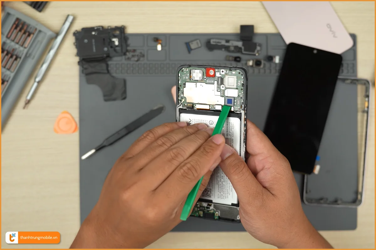 Quy trình thay vỏ Vivo V50 Lite