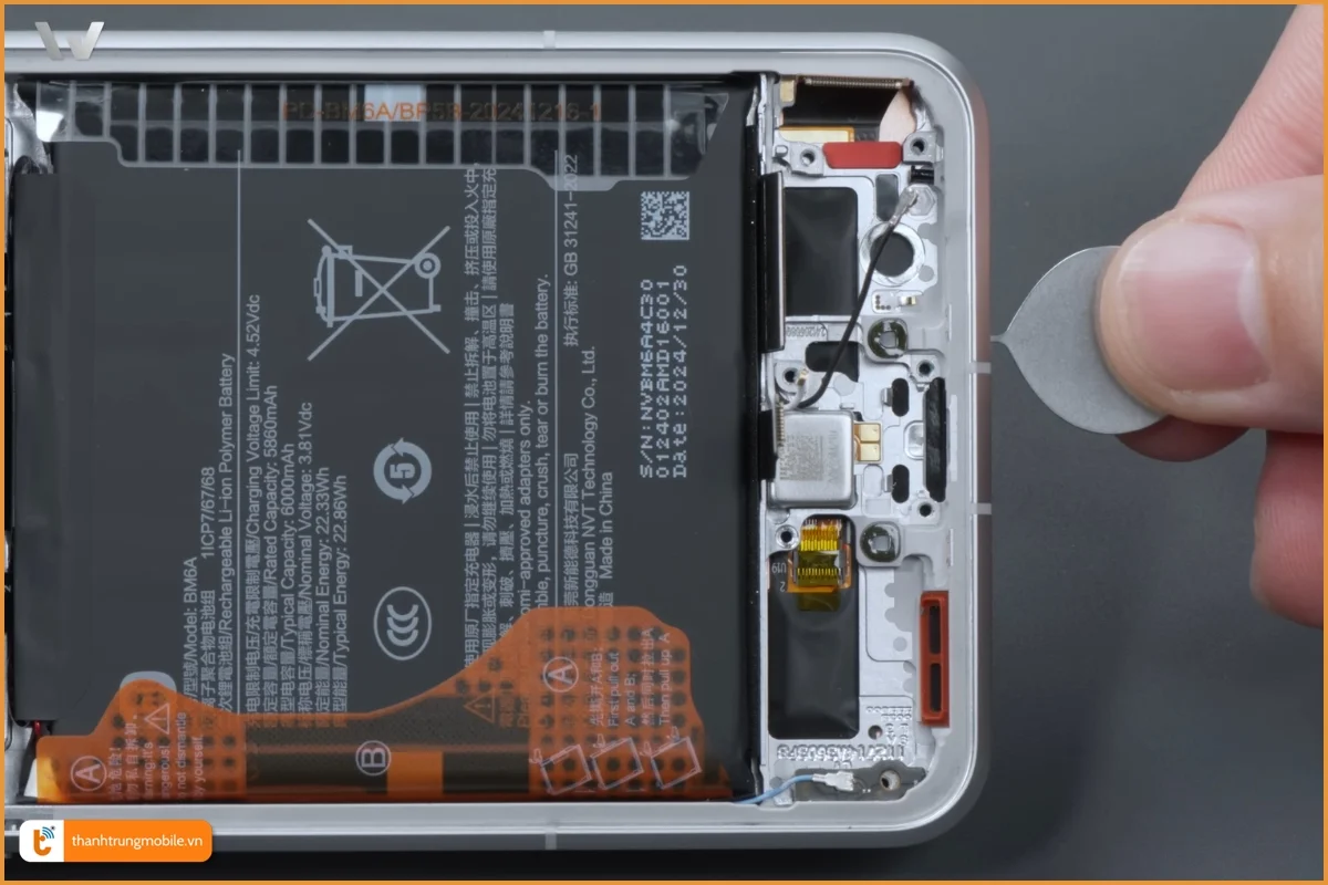 Quy trình thay vỏ Xiaomi 15 Ultra chuyên nghiệp