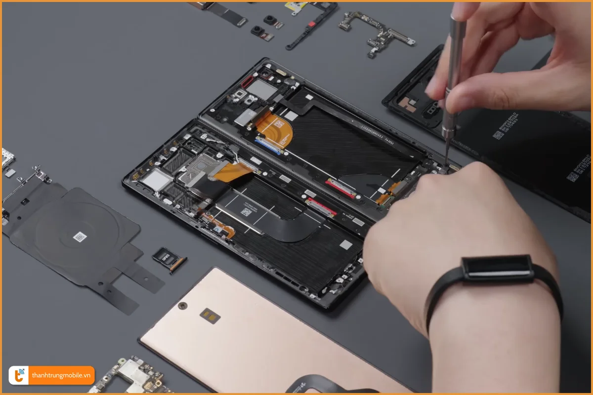 Quy trình thay vỏ Xiaomi Mix Fold 3