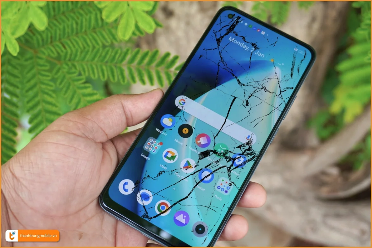 Realme Narzo 60 bể vỡ mặt kính