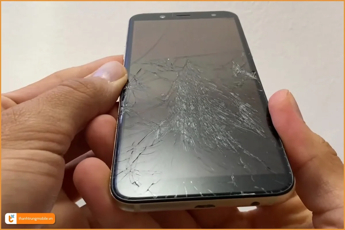 Samsung A6 2018 bể mặt kính