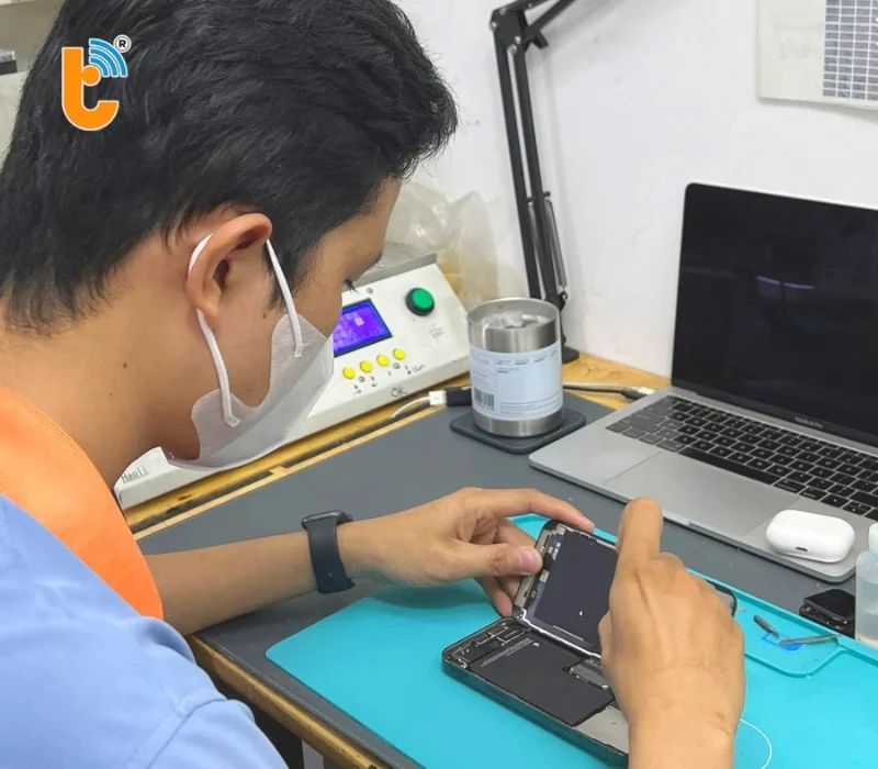 sua-dien-thoai-tai-phuong-vuon-lai-2