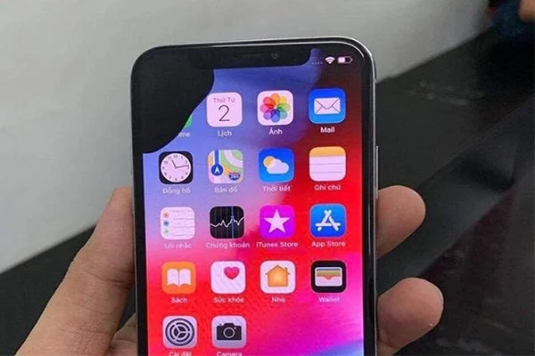 tac-dong-vat-ly-gay-loi-hien-thi-tren-dien-thoai-iphone