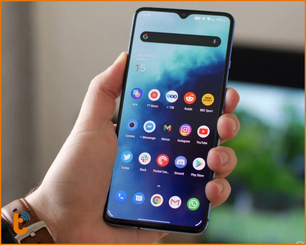 Tại sao AMOLED có màu sắc rực rỡ hơn