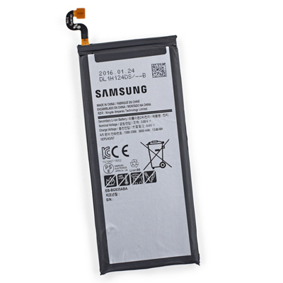 Thay pin Samsung C7