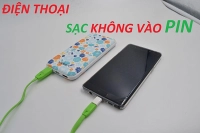 dien-thoai-bao-sac-nhung-khong-vao-pin-1