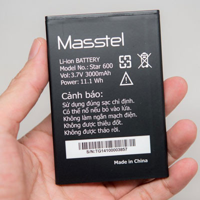 thay-pin-masstel-b4000-1