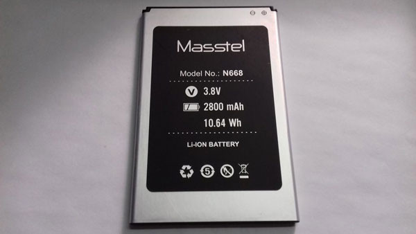 thay-pin-masstel-n668-1