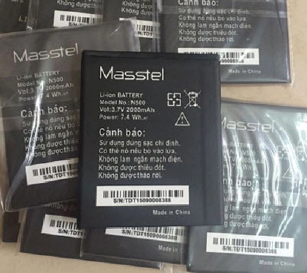 thay-pin-masstel-m460-1