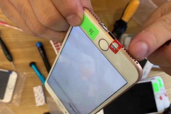 test-ap-suat-iphone-4