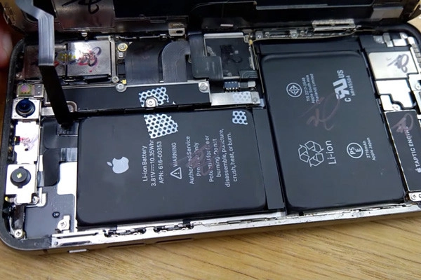 cach-thay-pin-iphone-x-2