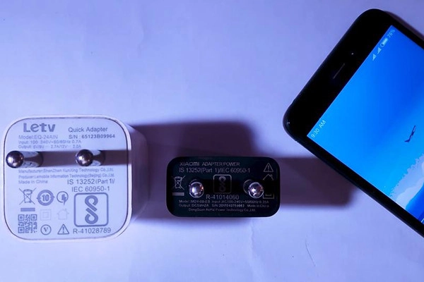 Sử dụng adapter có nguồn điện thấp hơn để sạc nhanh điện thoại Xiaomi