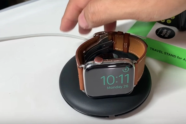 lưu ý trong quá trình sạc Apple Watch