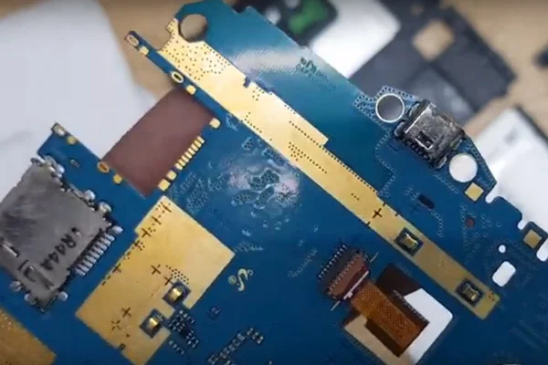 thay-chan-sac-may-tinh-bang-2