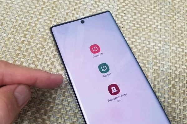 thay-nut-nguon-samsung-galaxy-note-10-plus-3