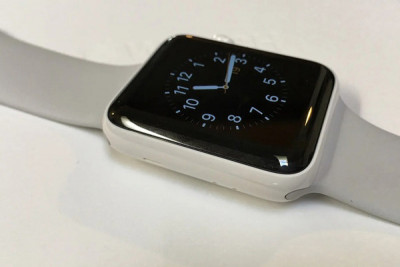 Thay màn hình Apple Watch Series 6