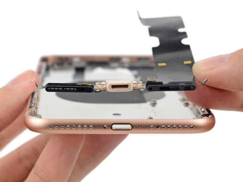 Những nguyên nhân dễ gây ra tình trạng lỗi IC nguồn iPhone 8 Plu