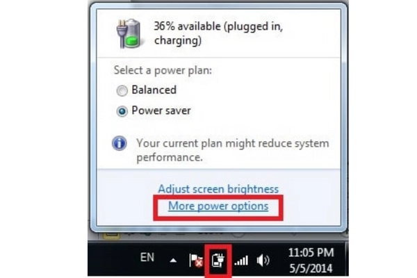 Nhấn biểu tượng pin trên thanh Taskbar sau đó chọn More power options