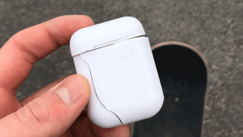Hậu quả của việc làm rơi Airprods nhiều lần
