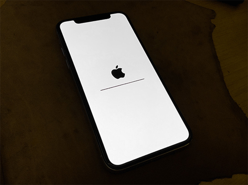 Dấu hiệu cho thấy iPhone X - Xs - Xs Max và Xr bị treo táo
