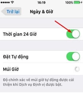 Thời gian 24 Giờ hoặc tắt để chọn chế độ 12 giờ