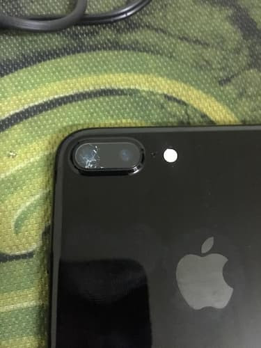 iPhone 7 Plus bị nứt kính sau Camera