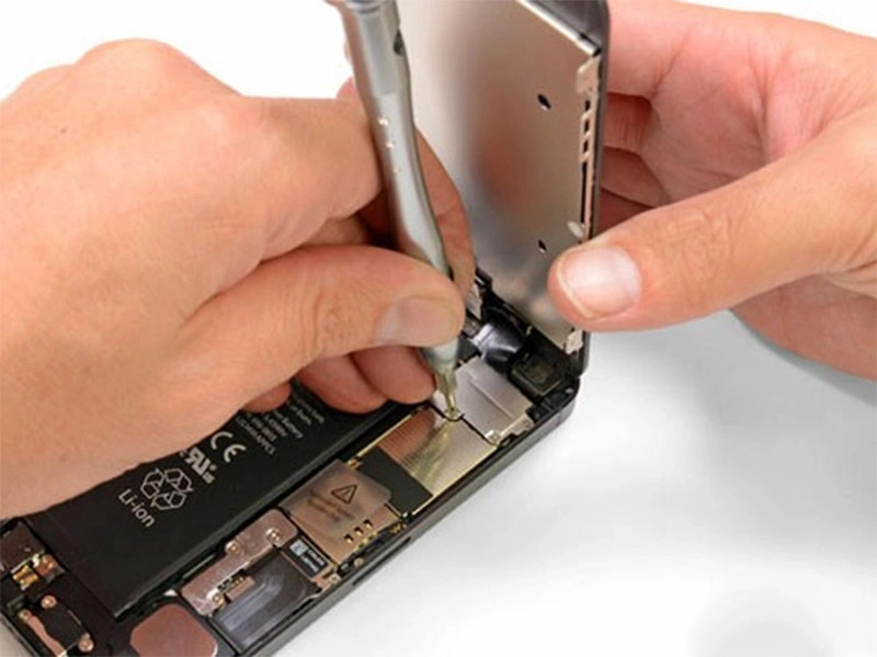 Cần thay thế sửa chữa linh kiện khi khắc phục tại nhà không thành công