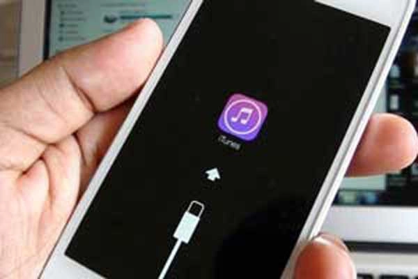 Biểu tượng khi kết nối iTunes với iPhone 7