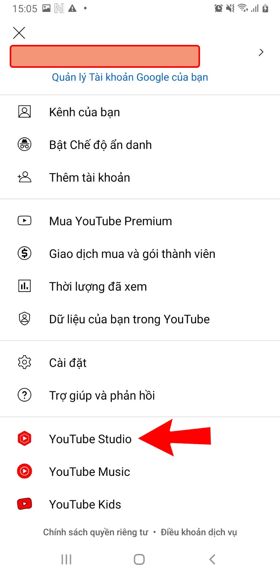 Chọn vào mục YouTube Studio