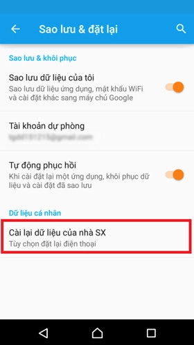 Chọn mục Cài đặt lại dữ liệu của nhà SX