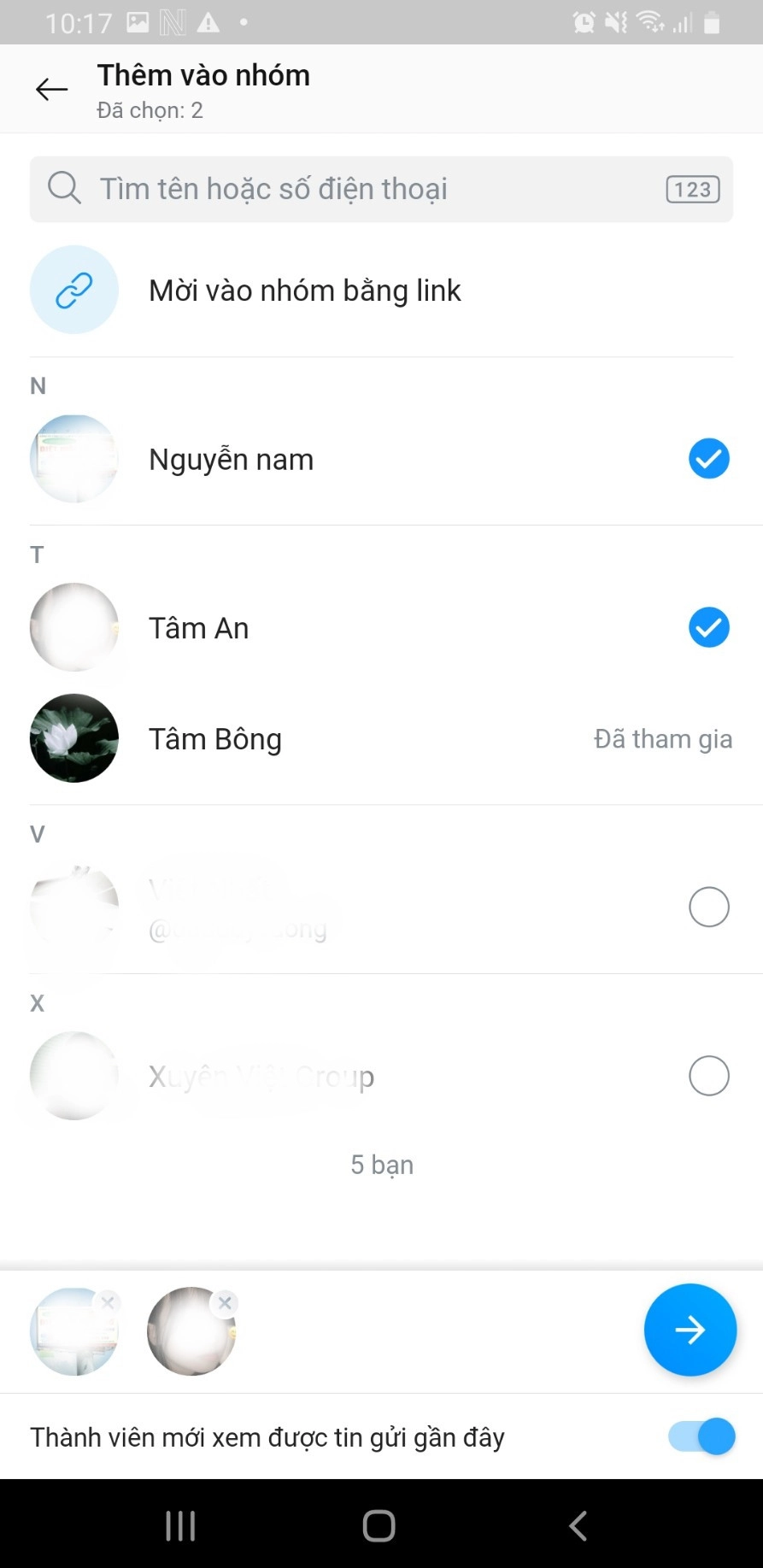 Nhấn vào mũi tên để thêm thành viên