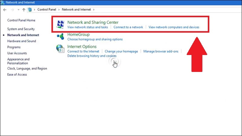 Chọn tiếp vào Network Sharing Center