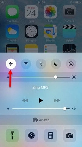 iPhone 8 Plus mất sóng thử tắt chế độ máy bay