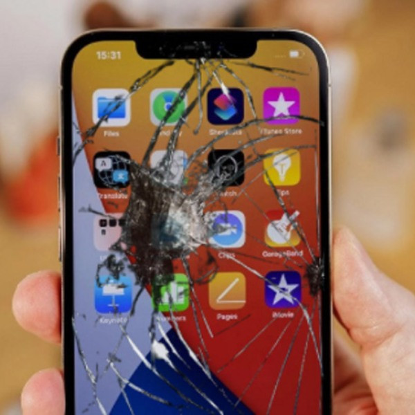 iPhone 12 Pro Max bị vỡ màn hình: Nguyên nhân, cách xử lý