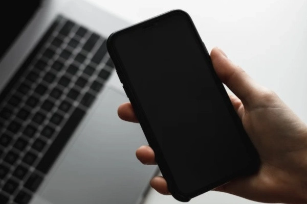 Hết pin iphone 14 pro max