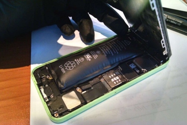 pin iphone x phồng