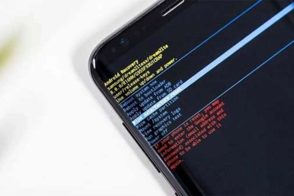 Samsung S8 không lên nguồn 6