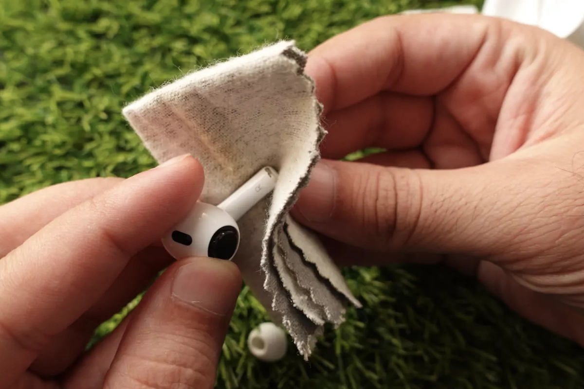 airpods bị vào nước 4