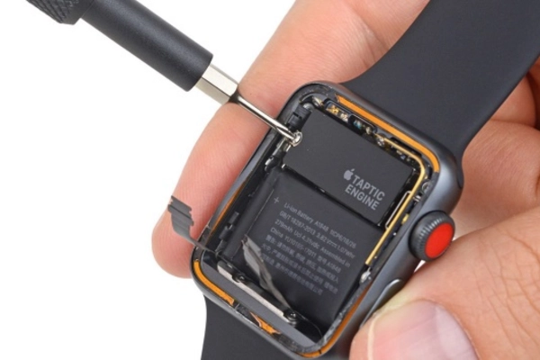 apple watch bị treo táo 4