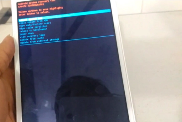 hard reset máy tính bảng samsung 5