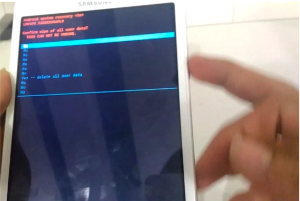 hard reset máy tính bảng samsung 6