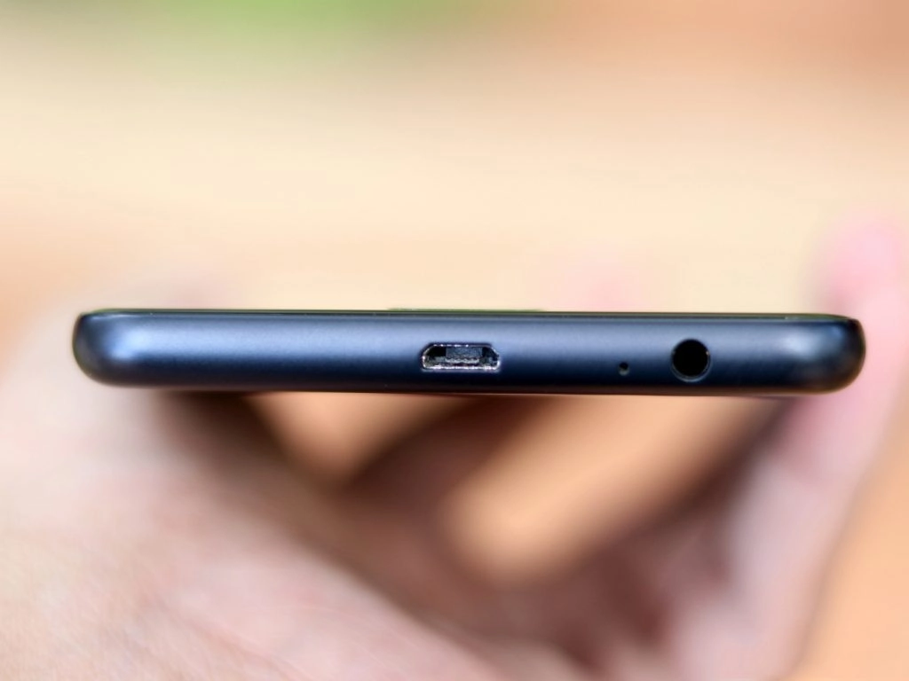 samsung j6 plus sạc không vào pin