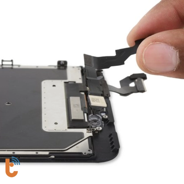 thay cảm biến iPhone 6S Plus 3