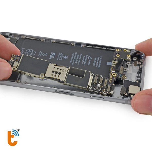 Tháo main ra khỏi khung sườn